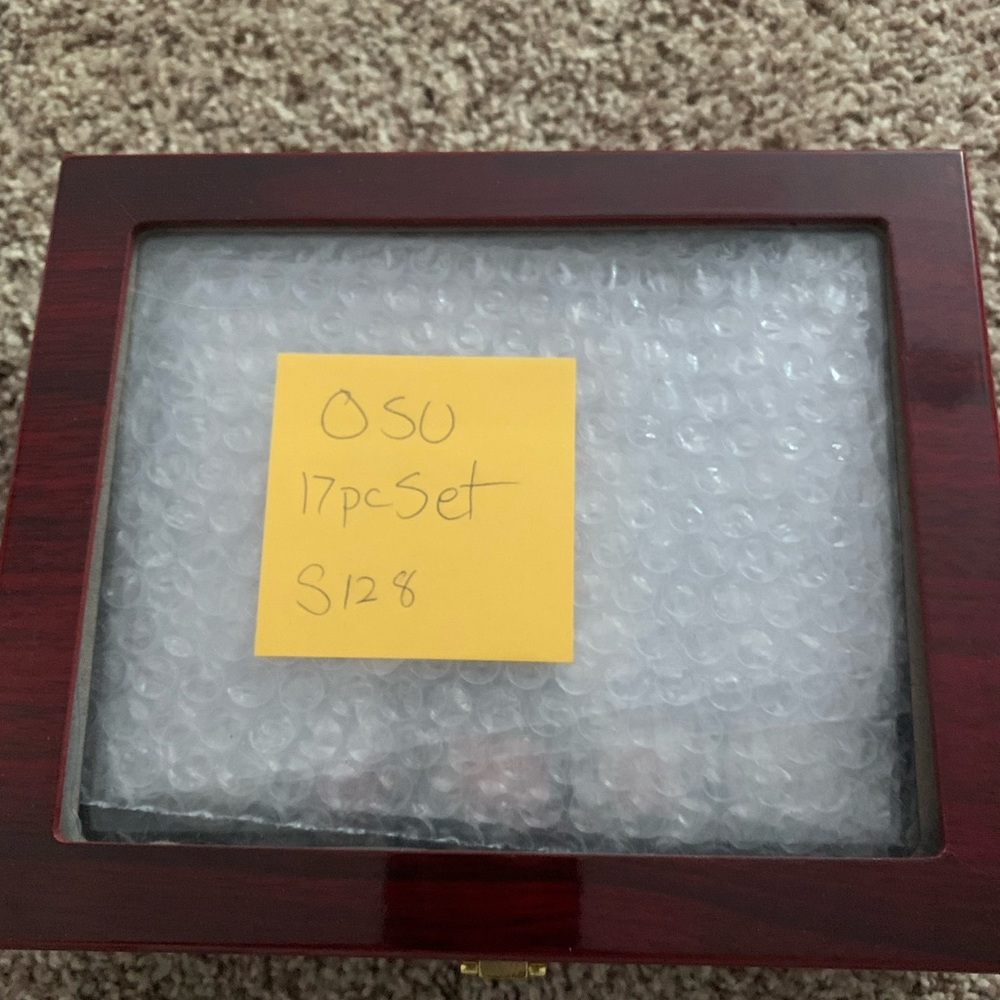 17 Piece Ohio State University Ring Set w/Box - Picture 2 of 3